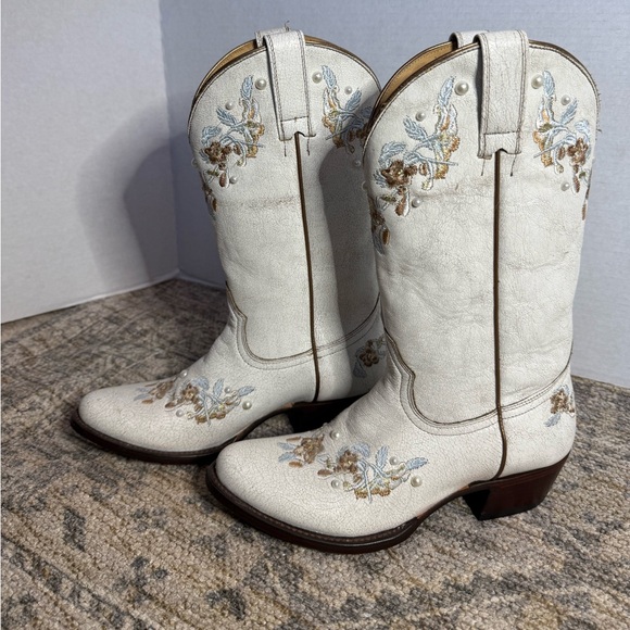 Shyanne Byrdie Crack Embroidered Western Boots - Picture 7 of 13